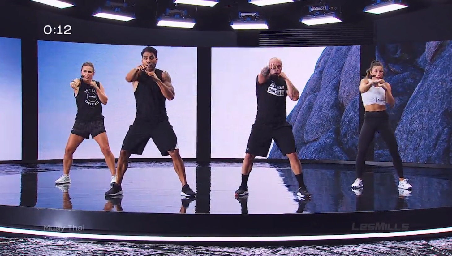 ボディコンバット　レスミルズ　レアなパンツ　 イベント海外の方にもおすすめです。 世界が熱狂するフィットネスイベント「Les Mills on Tour with